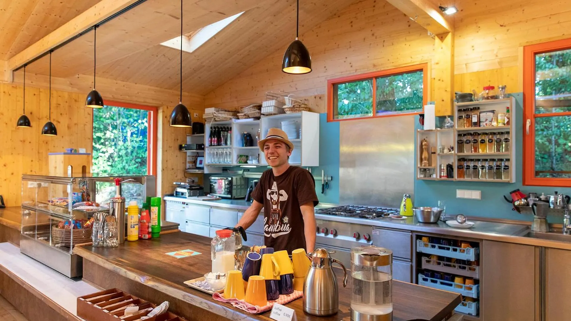 Hostel The Tent - Youth Only - Buchung Leider Nur Bis 30 Jahre Moeglich! Munich Germany