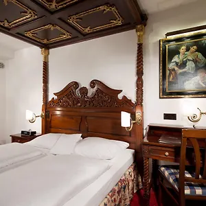 King's Center Superior Hotell