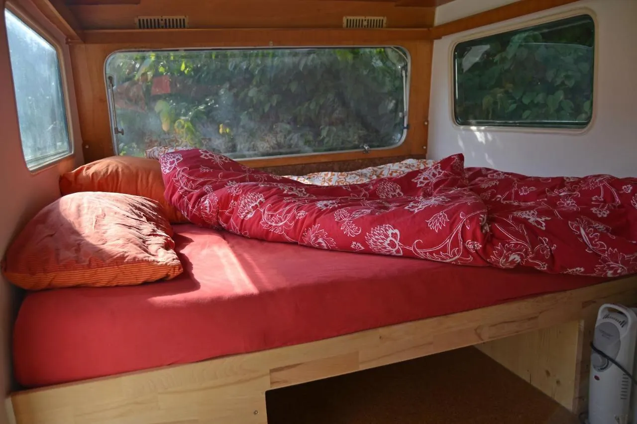 The Tent - Youth Only - Buchung Leider Nur Bis 30 Jahre Moeglich! Monaco di Baviera 0*,  Germania